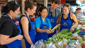 chiang mai market tour cooking class